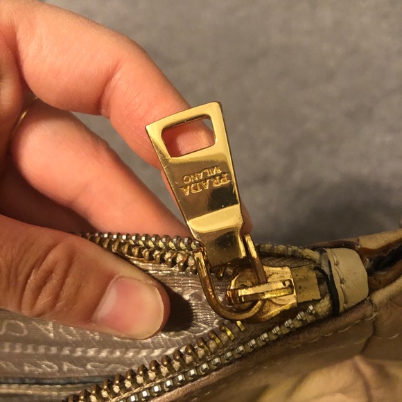 Prada Beige Double Zip Ombré Tote - Picture 9 of 15